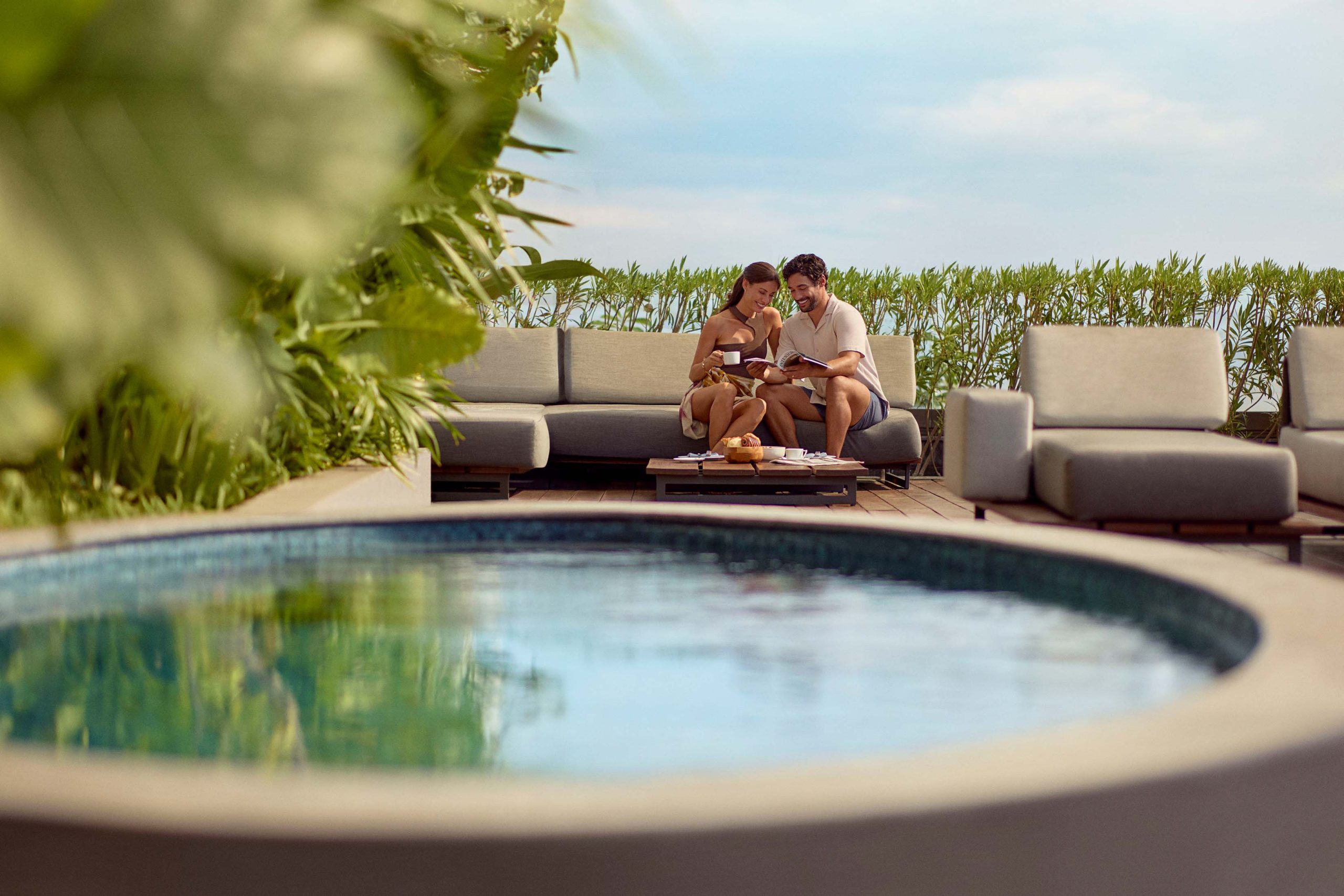 COUPLE, PRESIDENTIAL SUITE, WEDDING