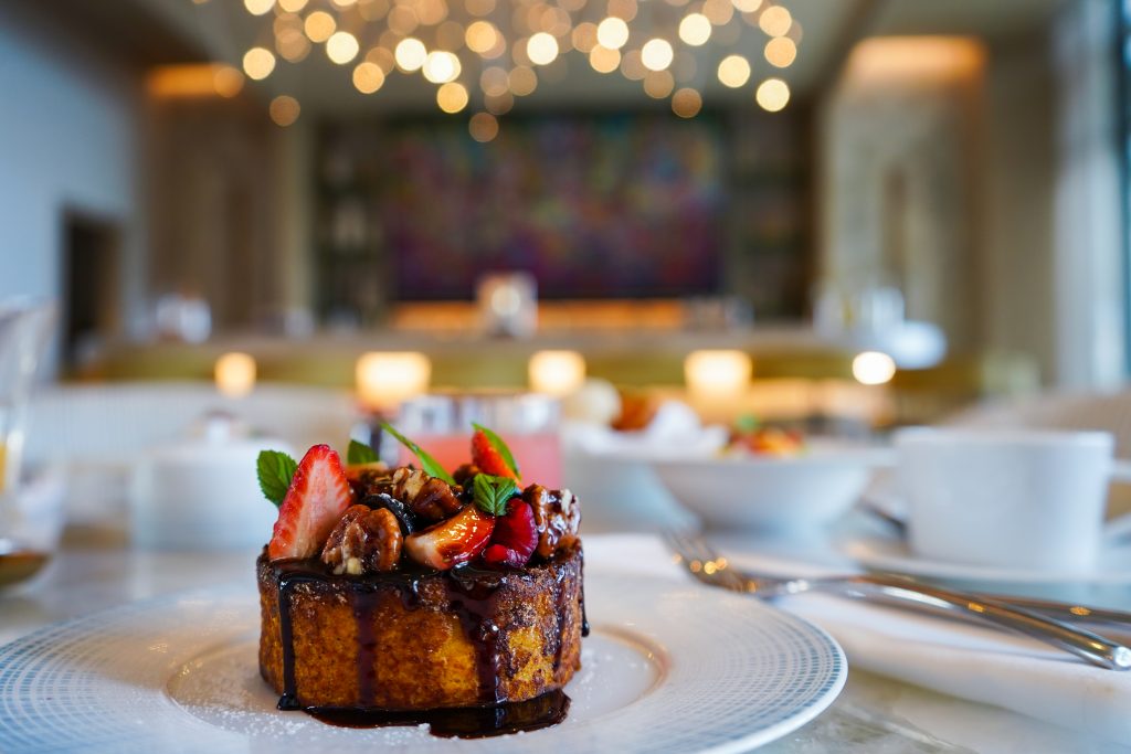 Peacock Alley, breakfast