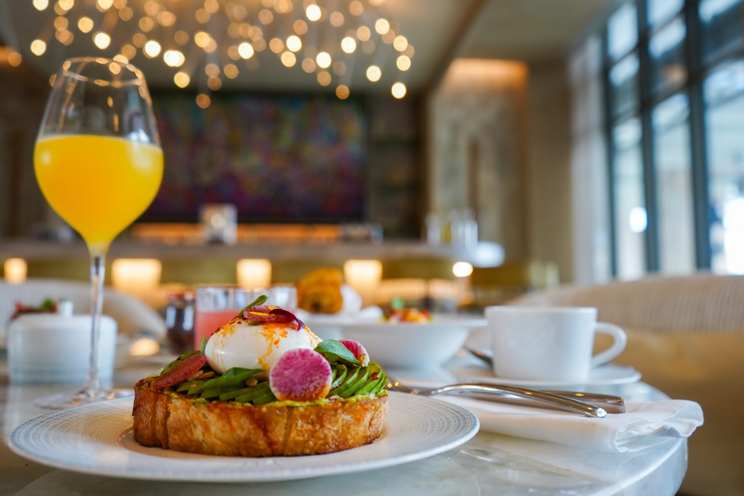 Peacock Alley, breakfast